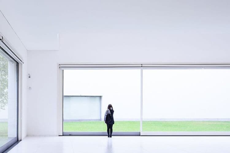 Waiting window